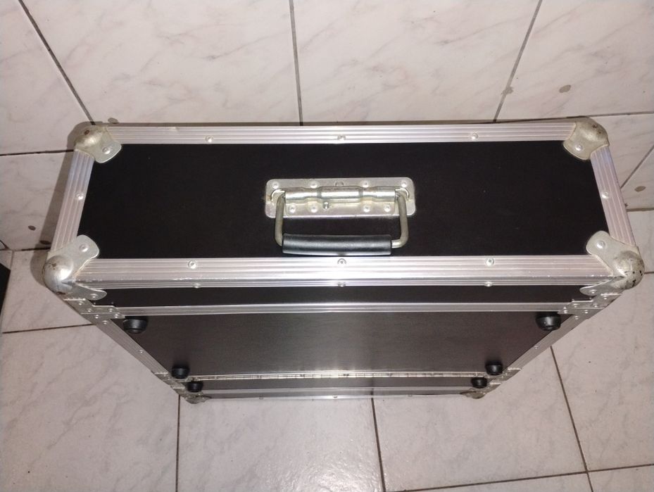 Rack (case) 3u de vânzare