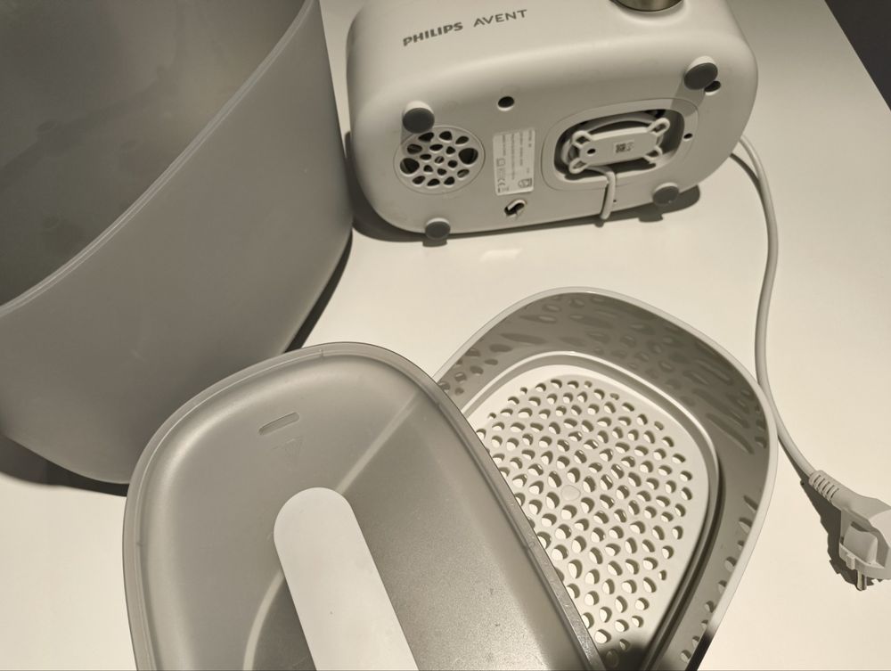 Стерилизатор Philips Avent Premium с изсушаване