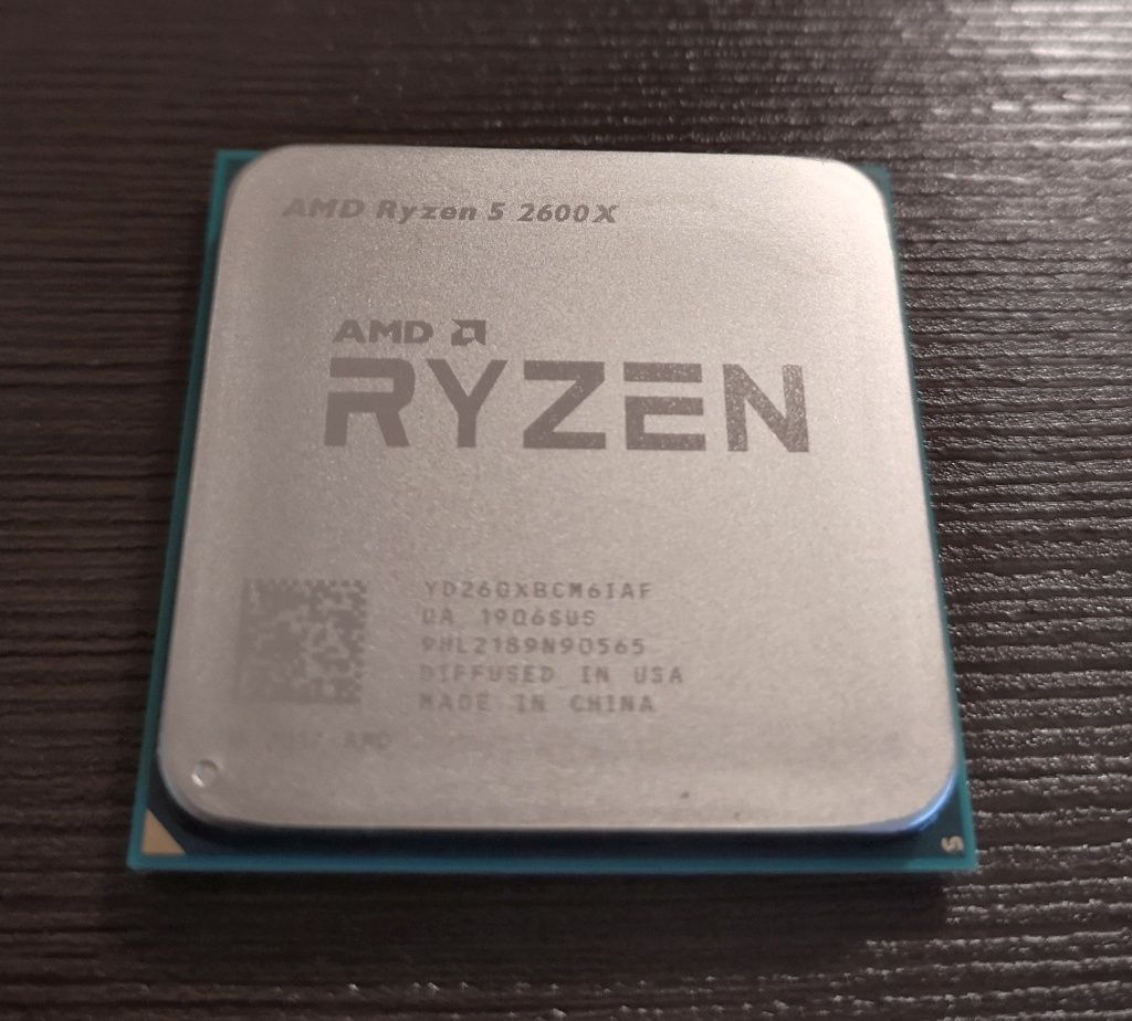 Продаю процессор ryzen 5 2600X