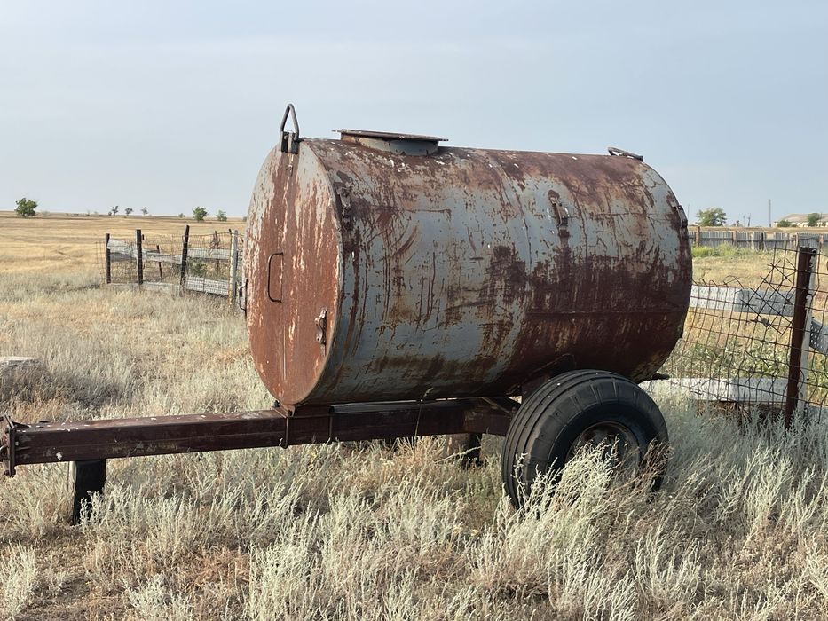 Продам бочку 3 куба