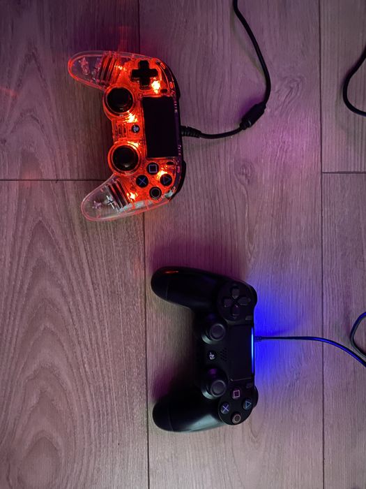 / РЕЗЕРВИРАН / Playstation 4 Slim 500 GB + 2 джойстика и 2 игри