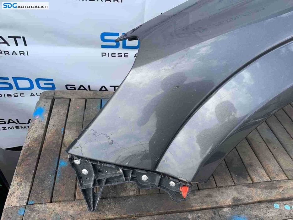 Aripa Stanga Fata Opel Astra H 2004 - 2010 cu Mici Defecte / Imperfectiuni
