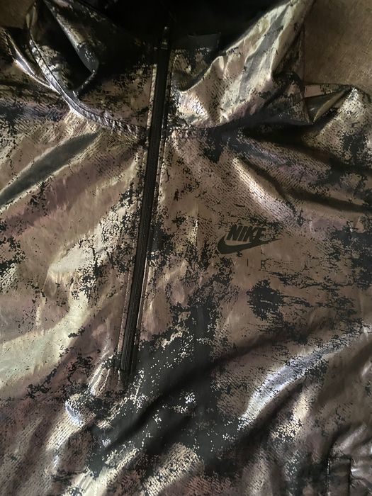 Дамска ветровка Nike р-р М