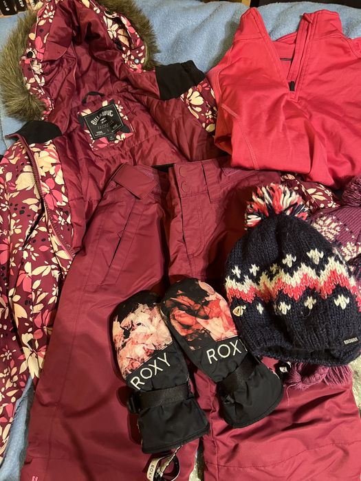 Грейка, скиорски ръкавици, полар и шапка