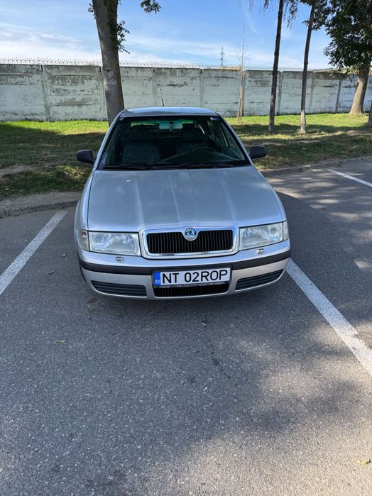 Vând Skoda octavia