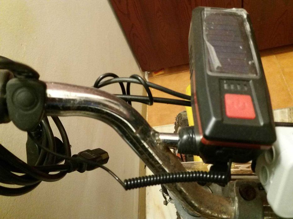 Motocicleta electrica pentru copii, tunata.