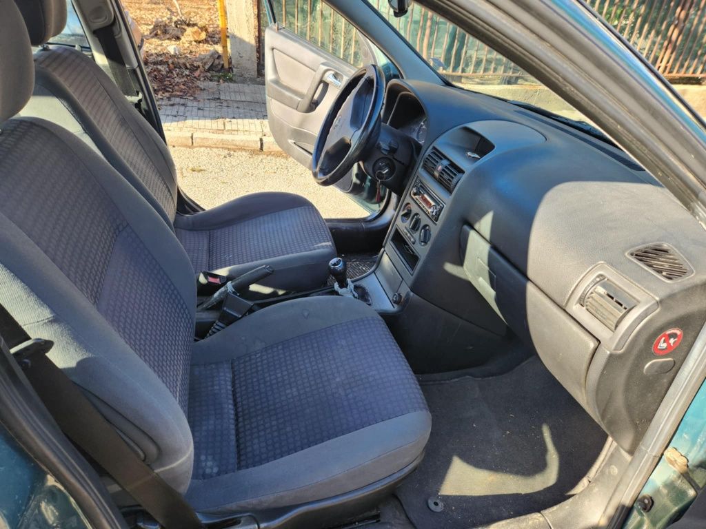 Продавам Opel Astra