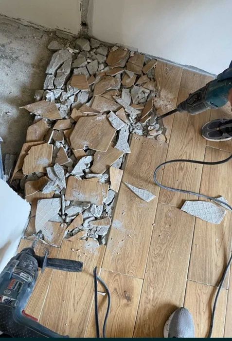 Decopertare gresie si faianta apartamente si case