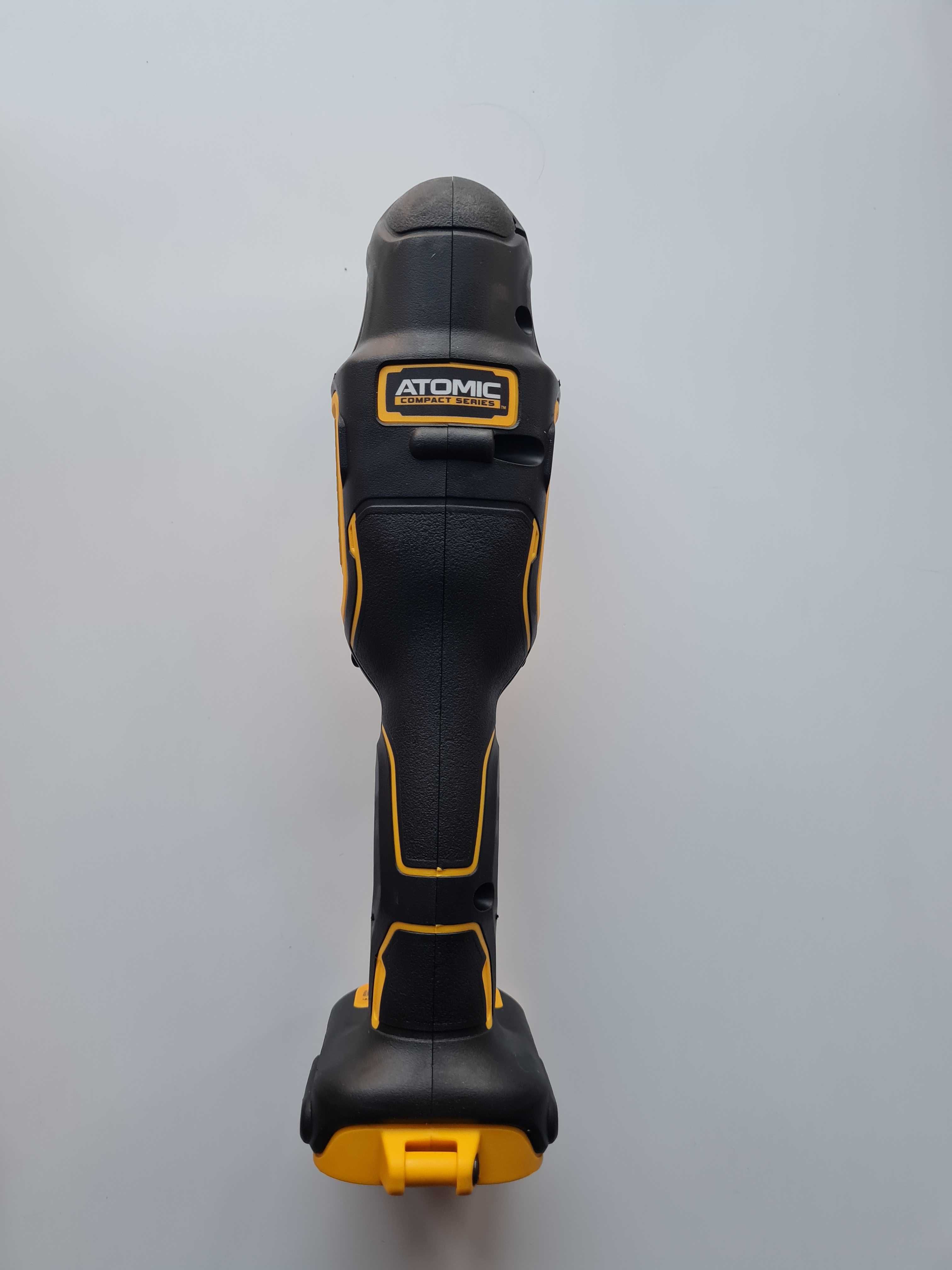 НОВИ Dewalt Dw088cg