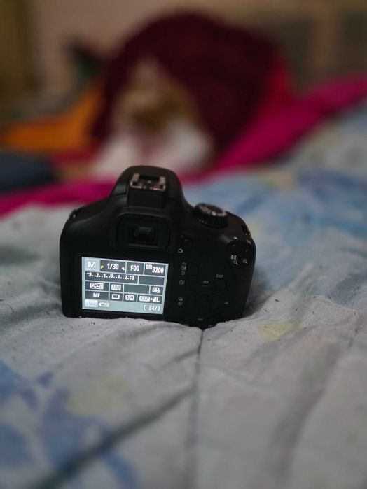 Body,Aparat foto Canon 4000D, wifi.