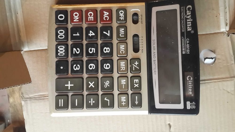 офисный кальулятор бу в хорошем состоянии