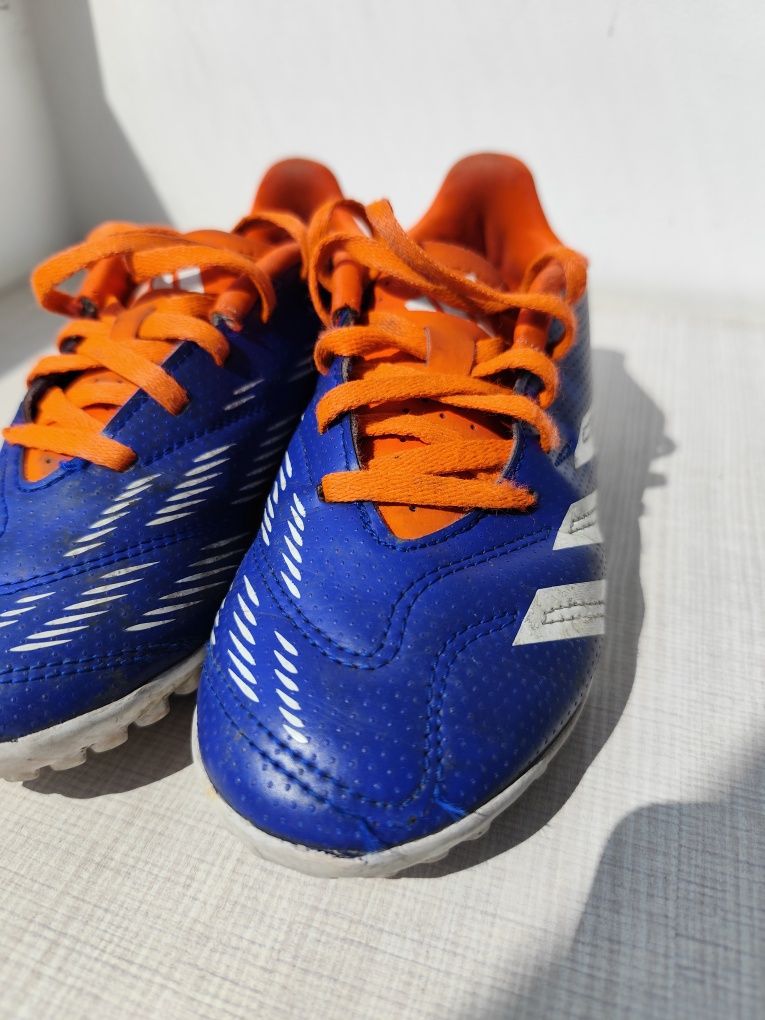 Ghete fotbal copii - Adidas Predator Nr. 33