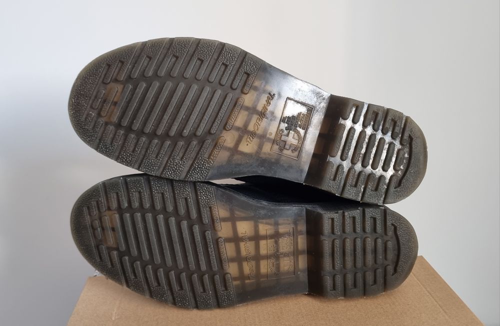 Bocanci ghete Dr. MARTENS 42 autentici