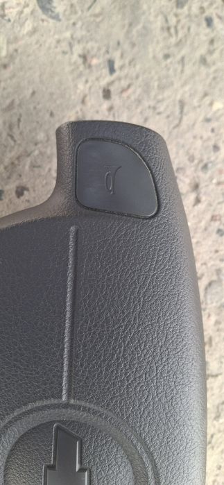 Продам Новый AIRBAG руля от жентры состояние хорошое.оригинал снят с а