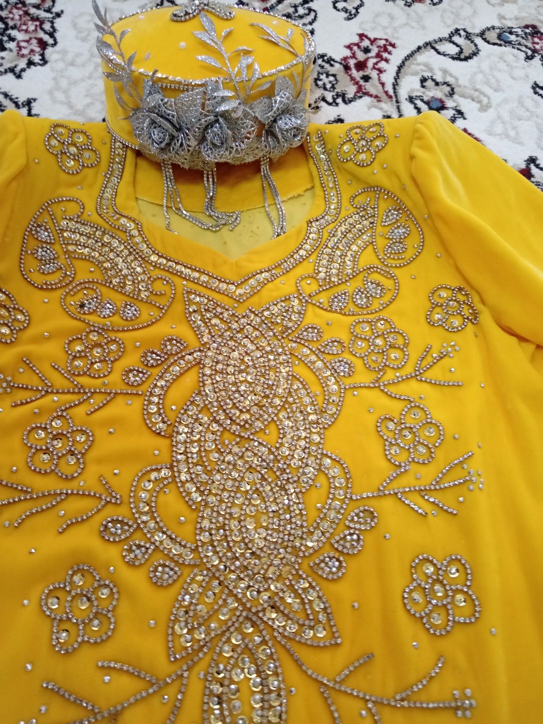 Kelinlar uchun ko'ylaklar