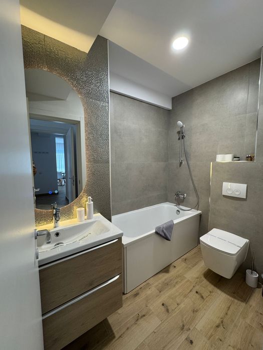 Apartament 3 camere cu vedere la mare si lac