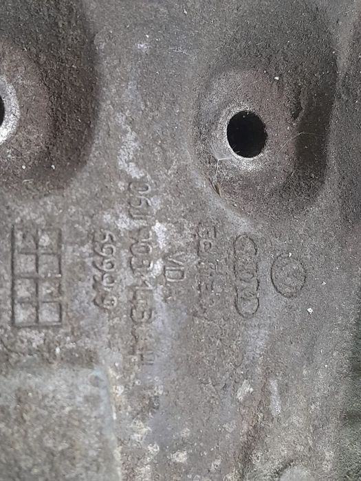 Termoflot filtru ulei cu suport 06J903143 1.8 benzina BZB Volkswagen