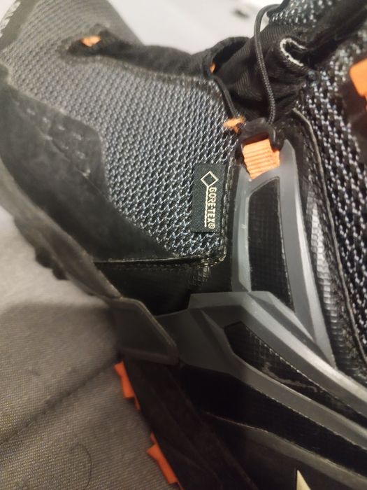 Bocanci Goretex măsura 44