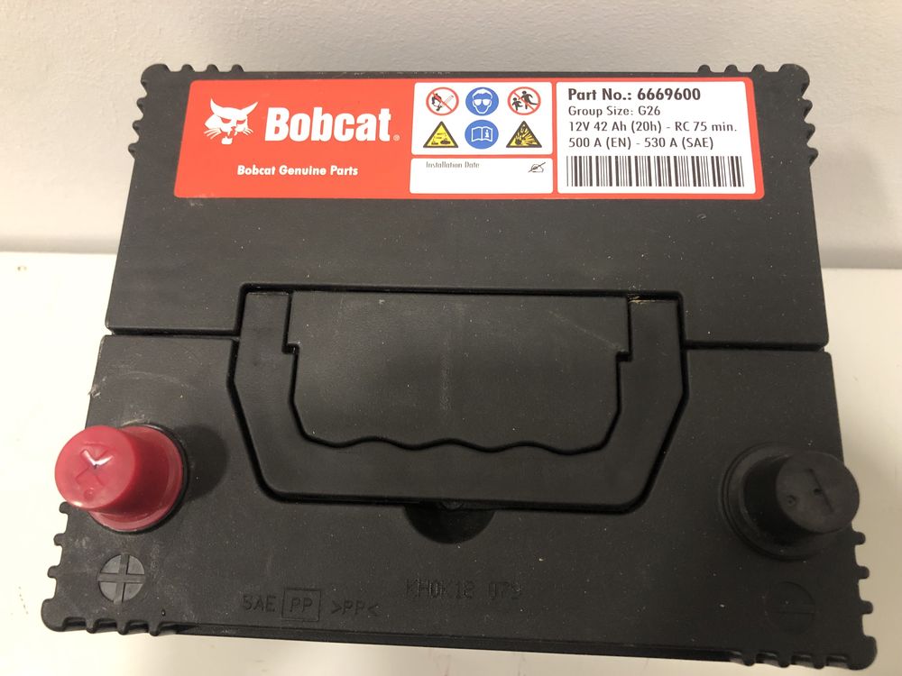 Baterie Bobcat 6669600 de 12V 42Ah (20h) - RC 75 min 500A (EN) 530 A (