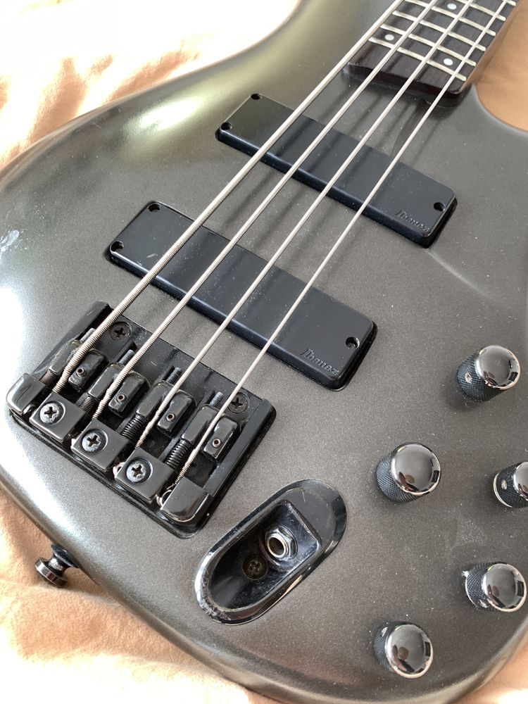 Chitara bas activ Ibanez Ergodyne EDB 600