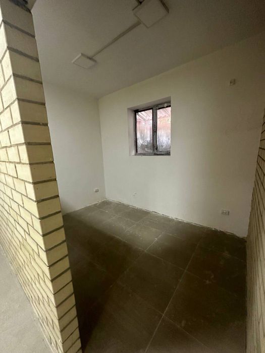 Срочно Продается полуподвал !