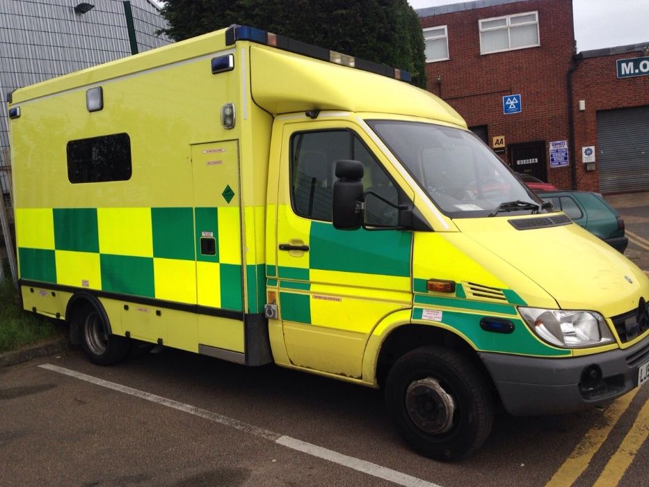 VAND Cuburi FRIGORIFICE,DE MARFA si pentru Ambulante Din Dezmembrari