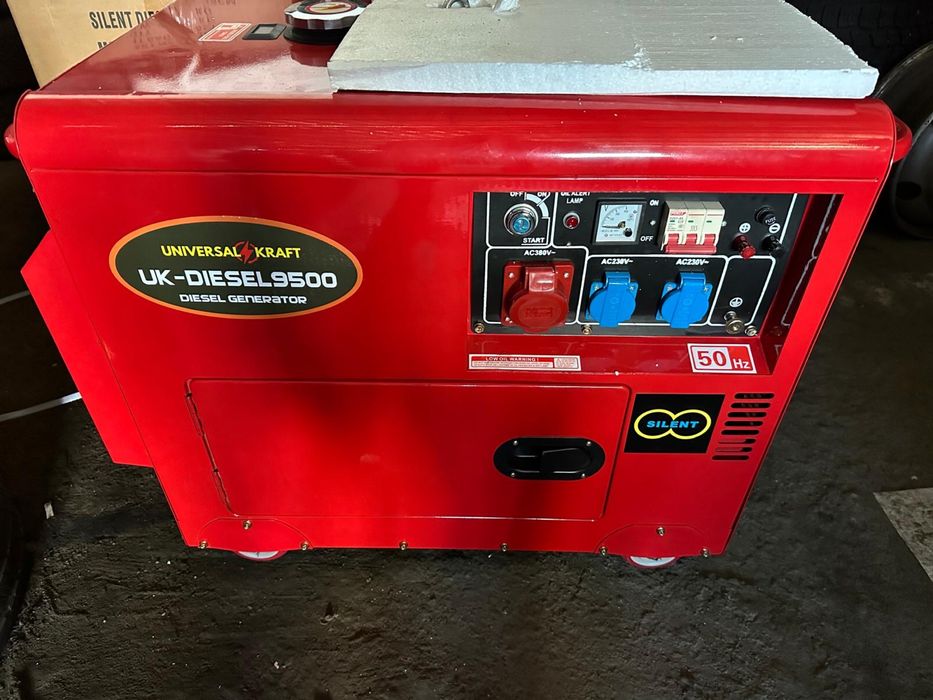 De vanzare generator motorina NOU!