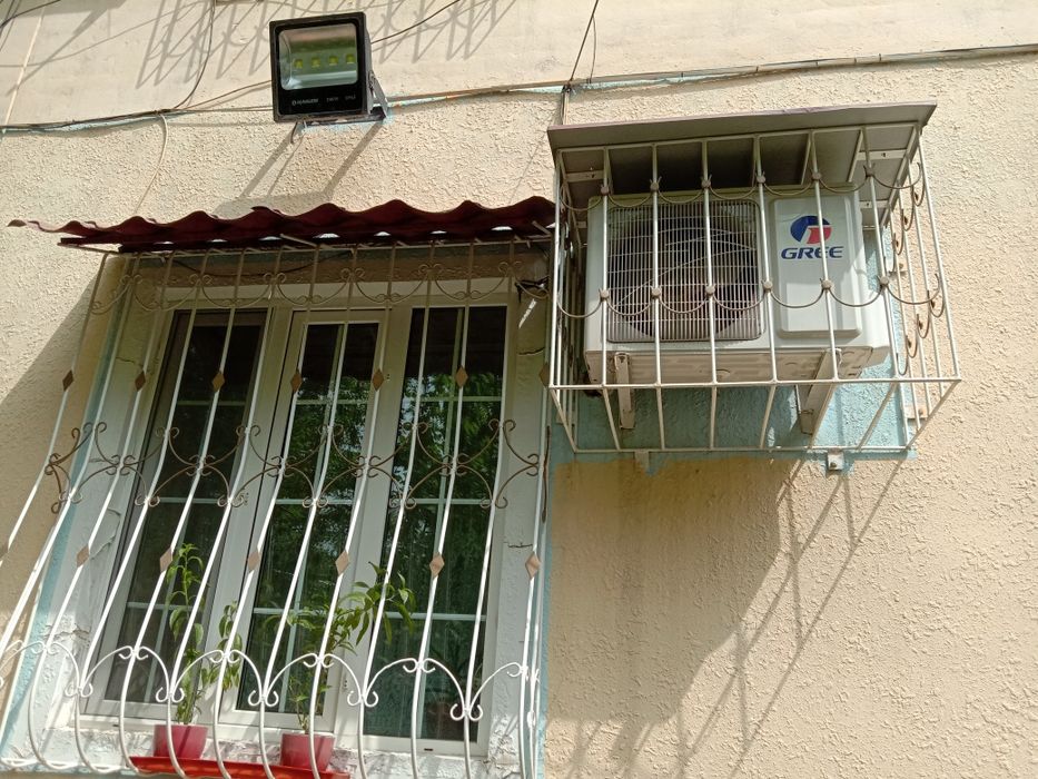 Своя двухкомнатная квартира на первом этаже