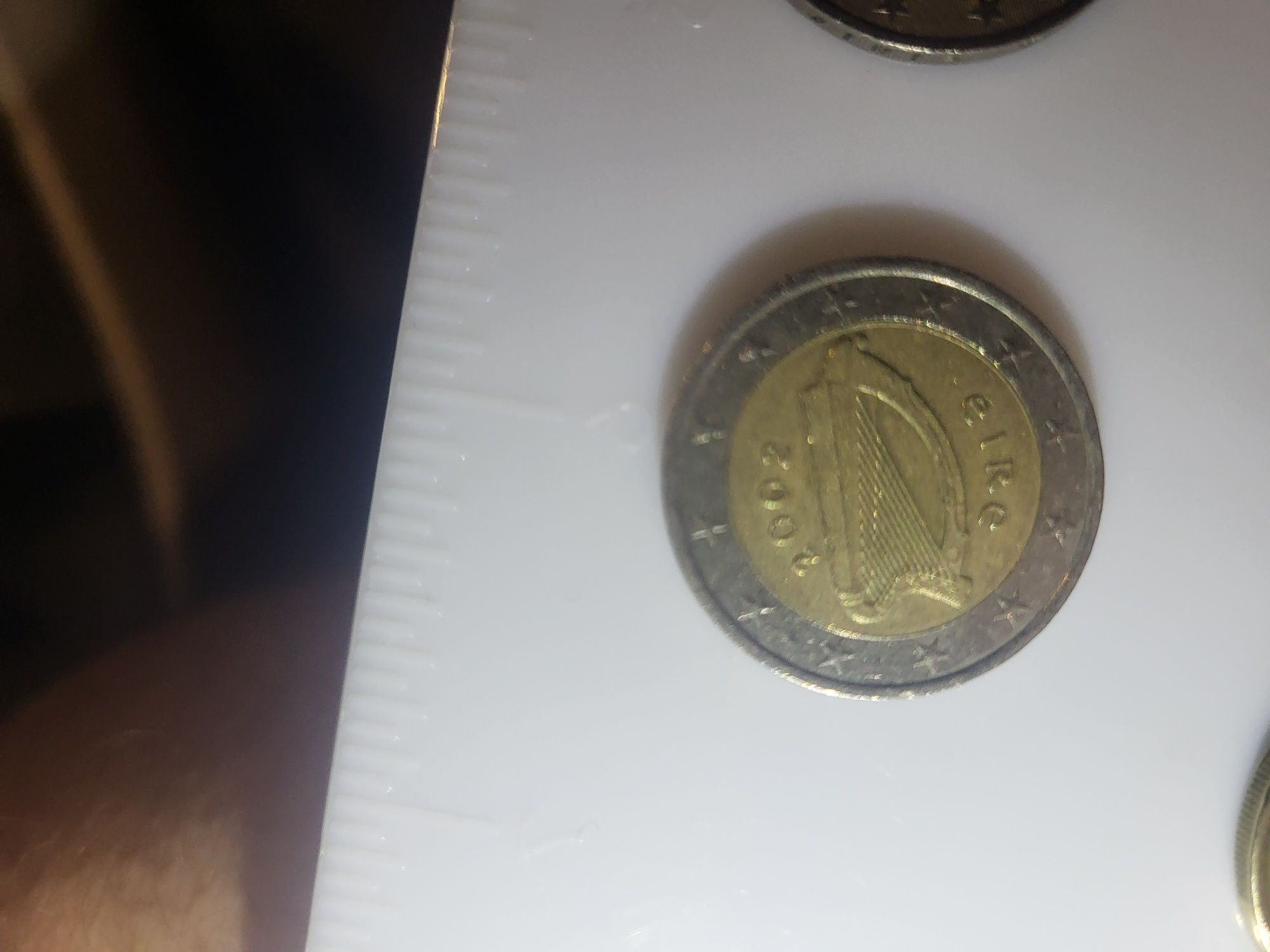 Vand monede de ,1 euro si 2  euro rare in stare buna