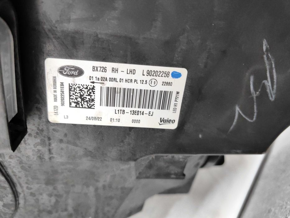 Оригинален фар Форд Пума  Ford Puma Led