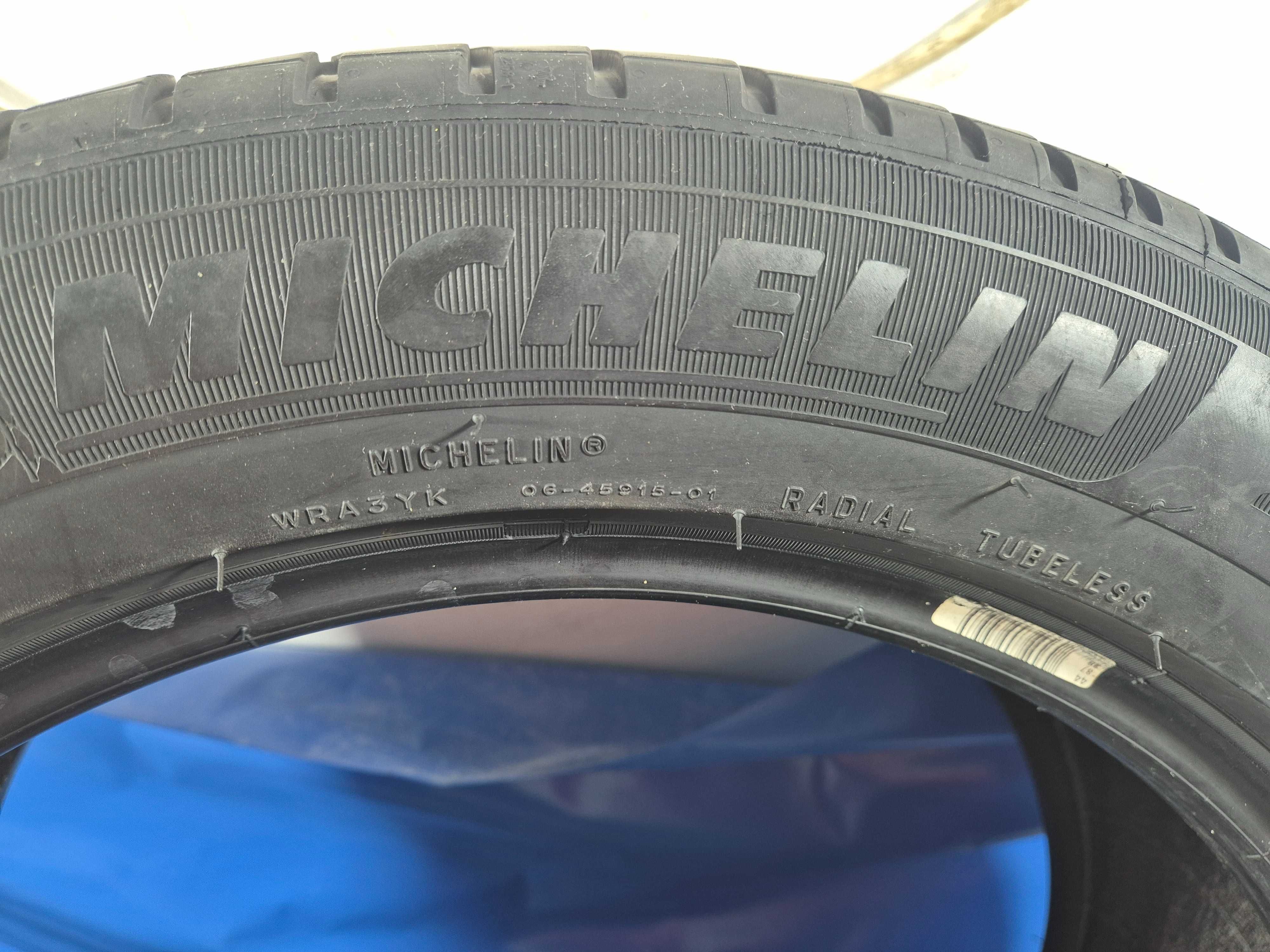 235/55/18 Michelin