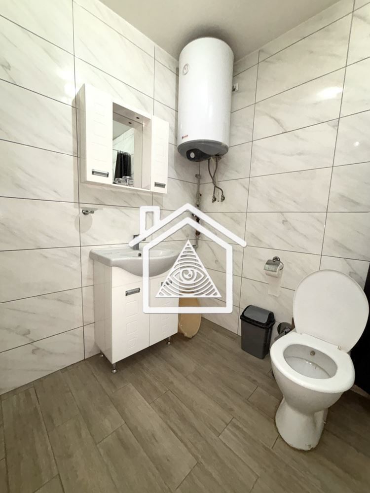 Продава се Двустаен апартамент в Пловдив, Младежки Хълм - 53 кв.м за 2019 €/кв.м - Снимка #2
