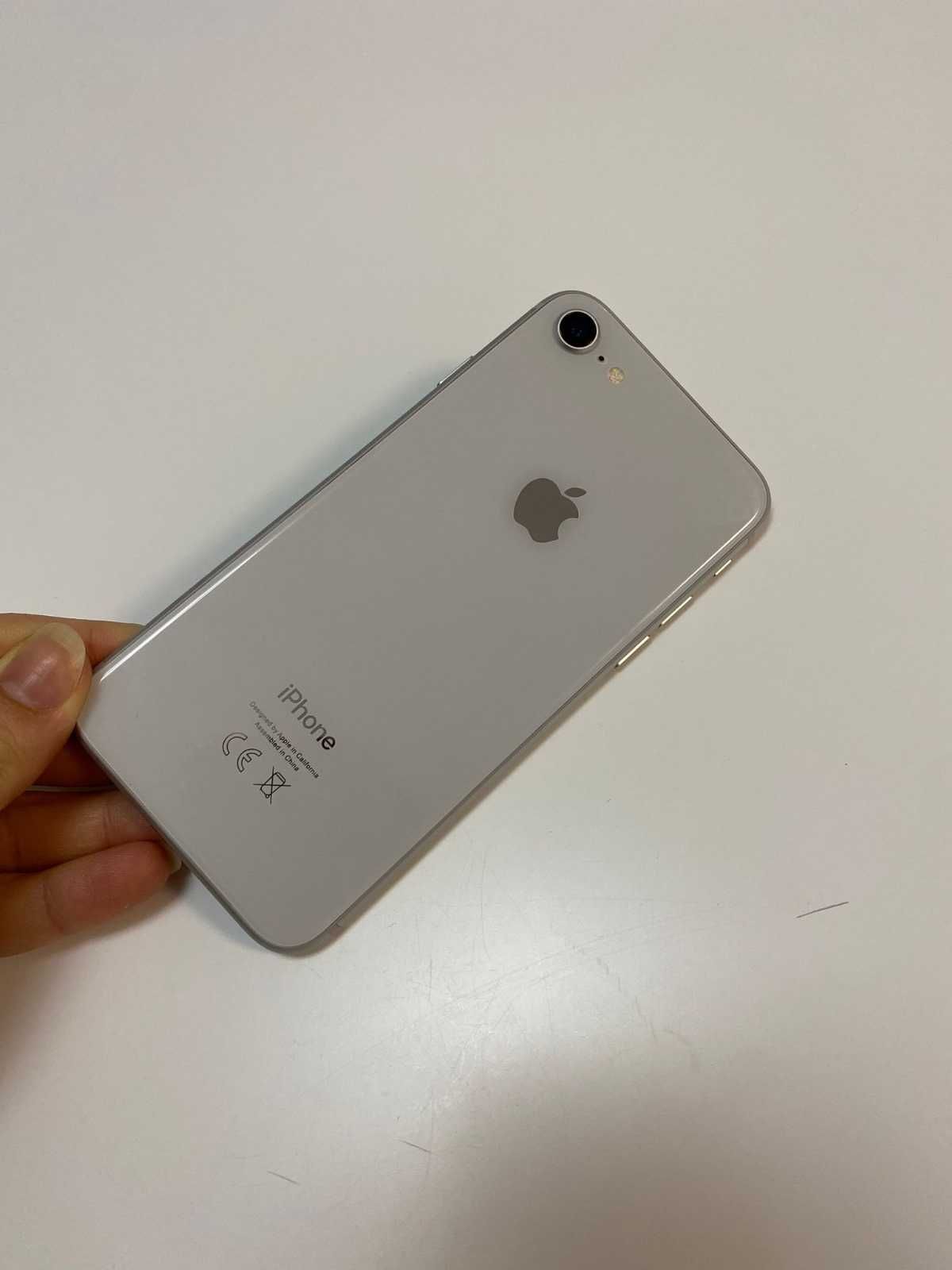 apple iphone  8, alb, sanatate baterie 80%