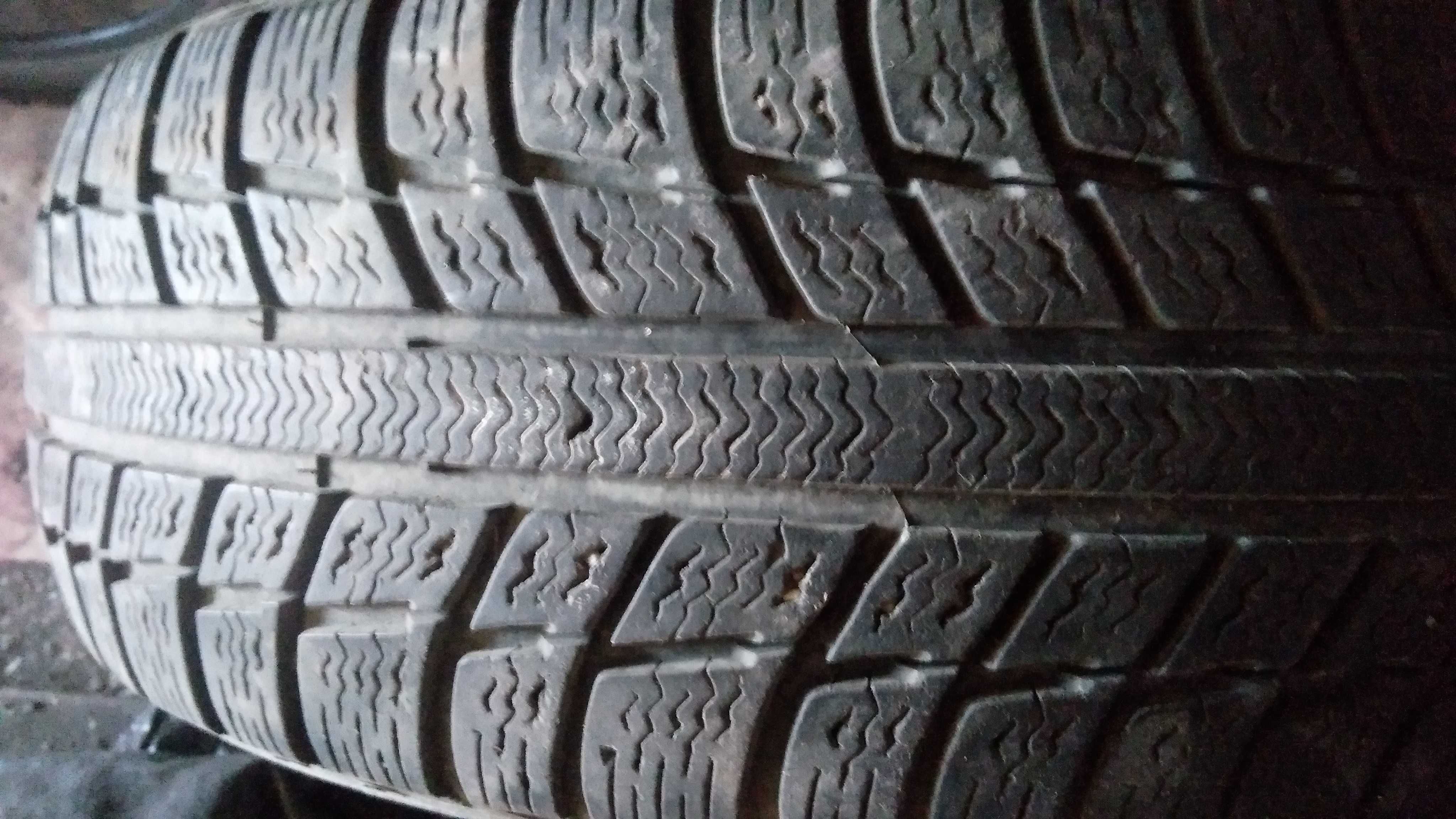 Гуми  225 45 17 / 205 55 16 / 195 65 15 и др.