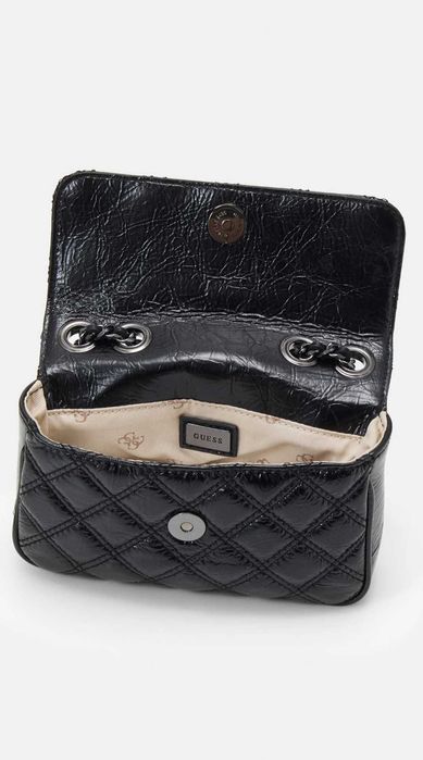 Дамска чанта Guess
