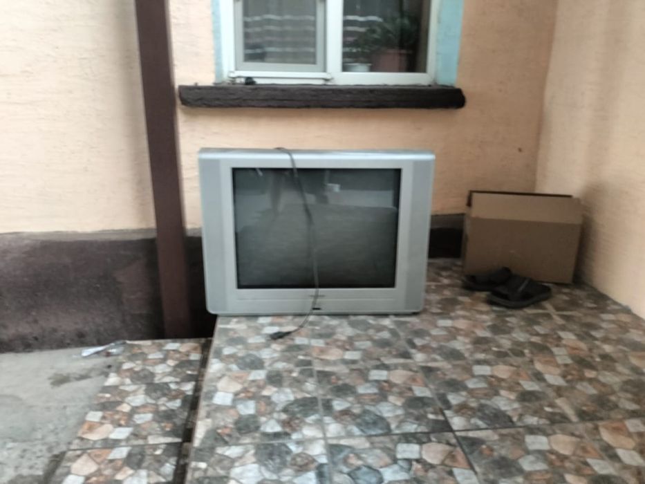 Ескі телевизор.  .