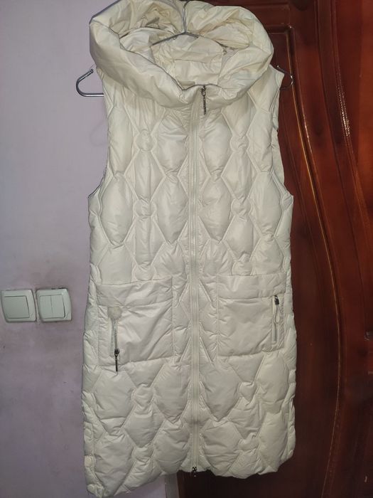 Жилетка по колено