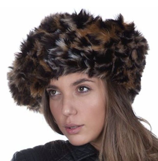 Дамска зимна шапка