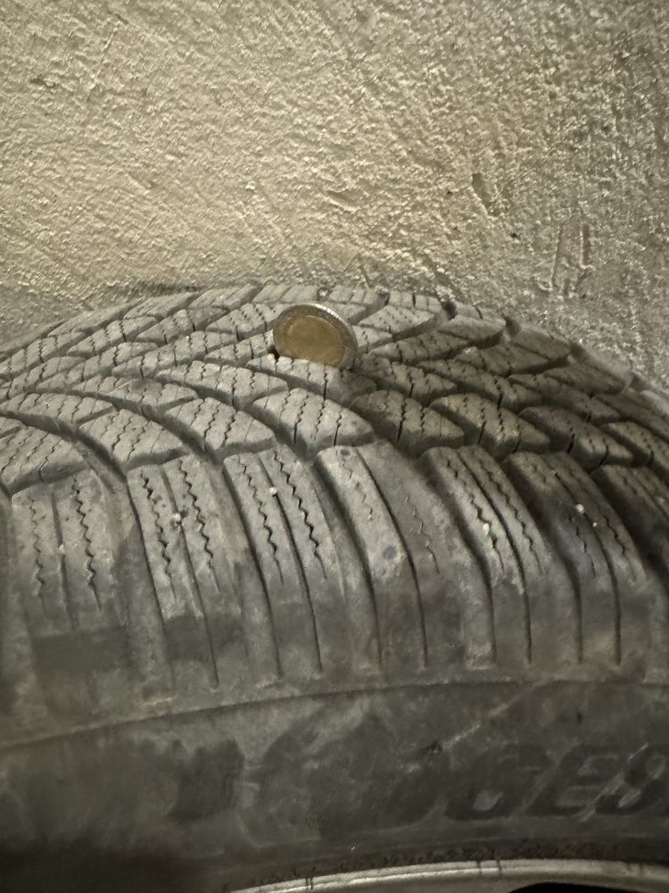 Зимни гуми с джанти Bridgestone