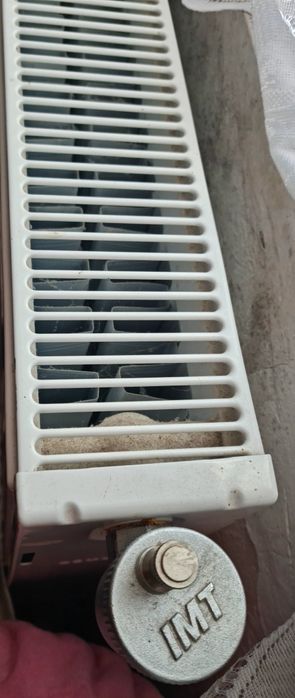 Продавам стоманени панелни радиатори COMRAD