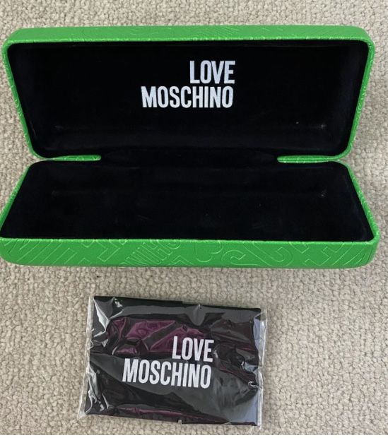 Love moschino Калъф за очила