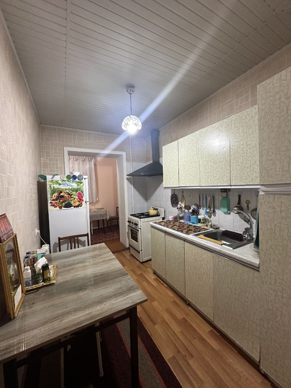 Срочно продается 4х комн. квартира в Кибрае Таш.обл.ориентир Хокимият.