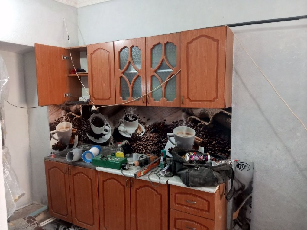 Срочно продам кухонный гарнитур