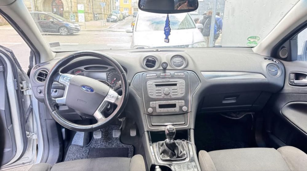 Se vinde ford mondeo 2.0 din 2008 urgent masina este in stare buna
