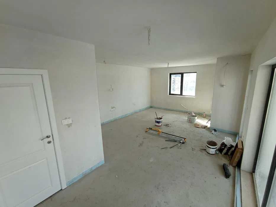 Продава се Тристаен апартамент в Пловдив, Христо Смирненски - 107 кв.м за 1197 €/кв.м - Снимка #1