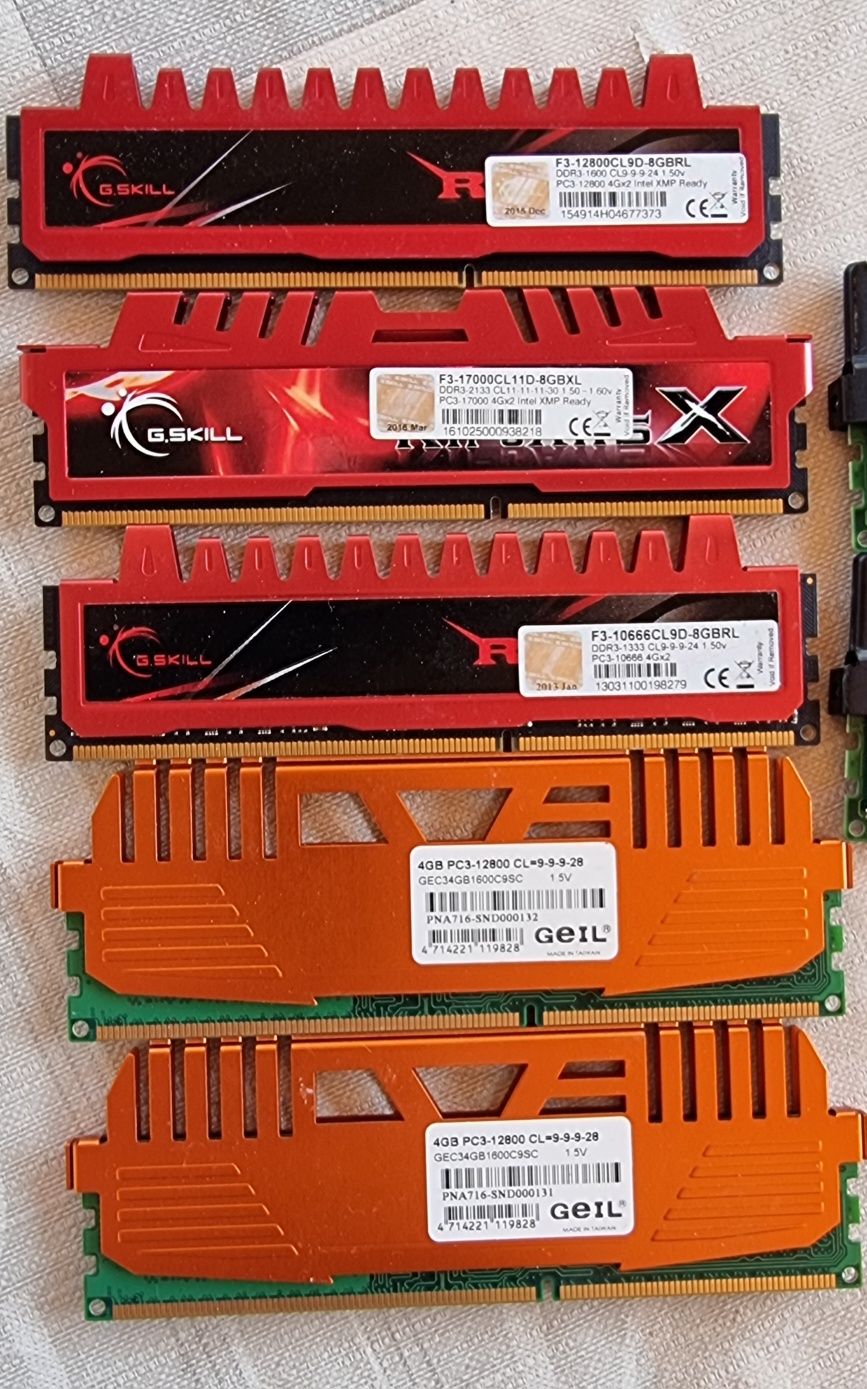 Рам памет 4 GB DDR3 за компютър с охладител