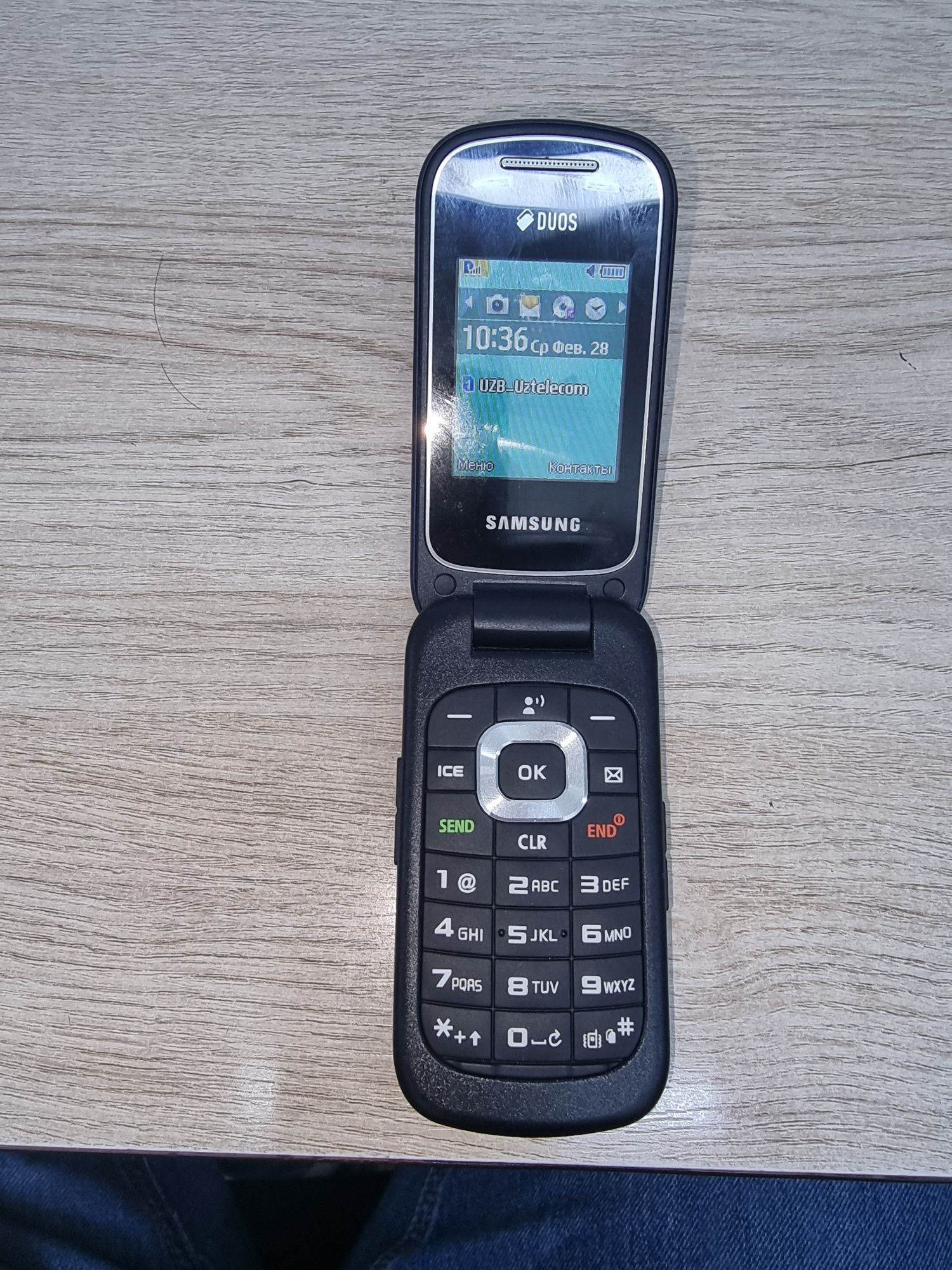 Продаётся телефон Samsung GSM