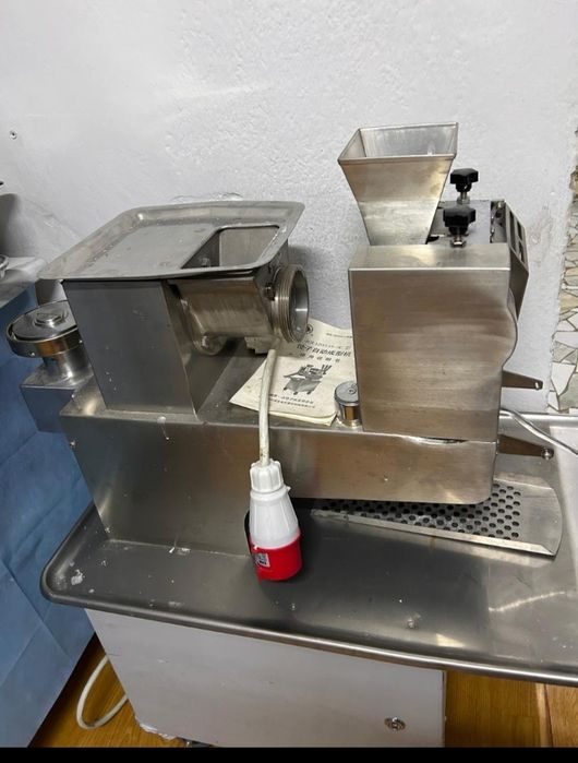 Срочно продам пельменный аппарат