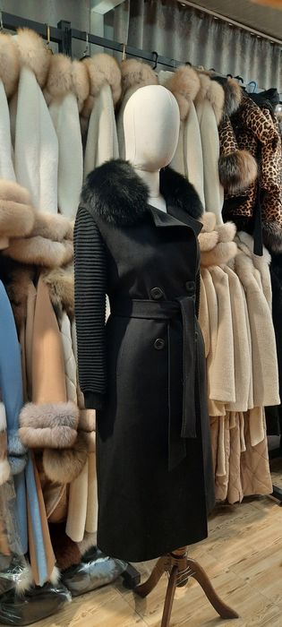 палта от естествен косъм/манта/якета