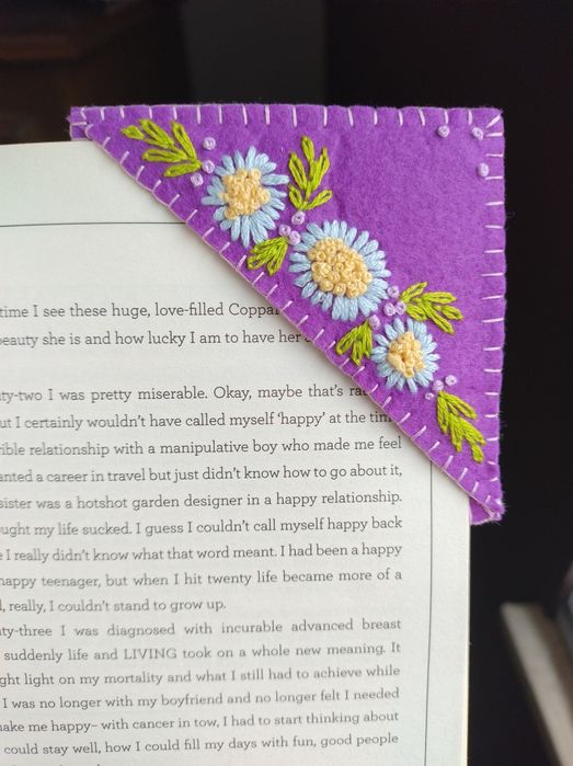 Semn de carte confecționat manual